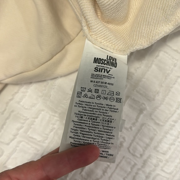 Love Moschino size 10 cream hoodie - Picture 4 of 7